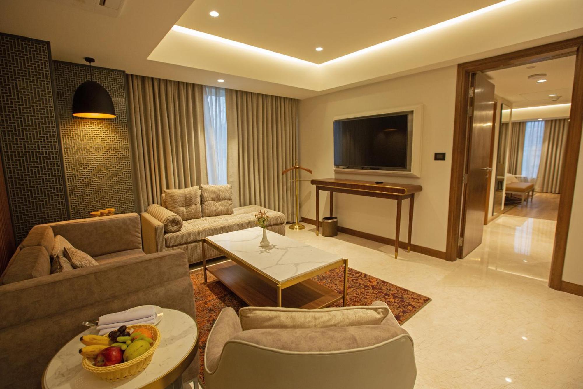 Arista By Ambition Hotel Гувахати Екстериор снимка